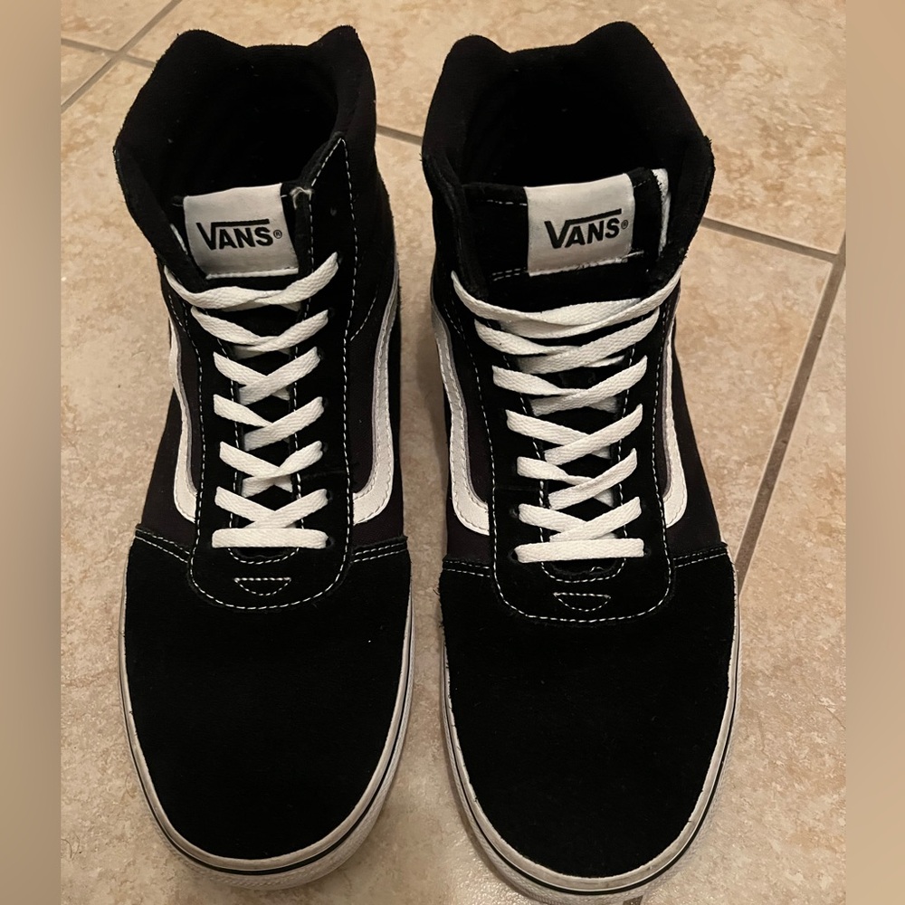 Mens Size 12 Old Skool Suede Sk8 Hi High Tops